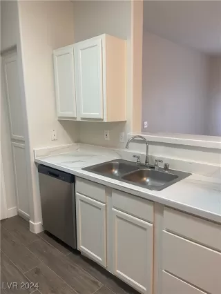 Photo #3: 2631851 Listing 