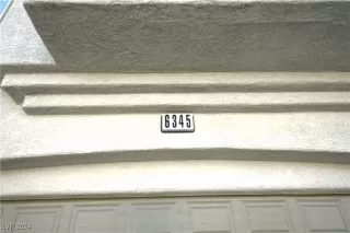 Photo #1: 2631856 Listing 