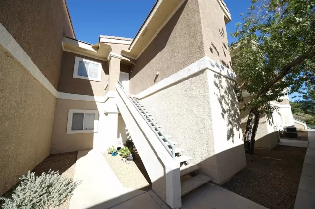 MLS: 2631866 Condo For Sale