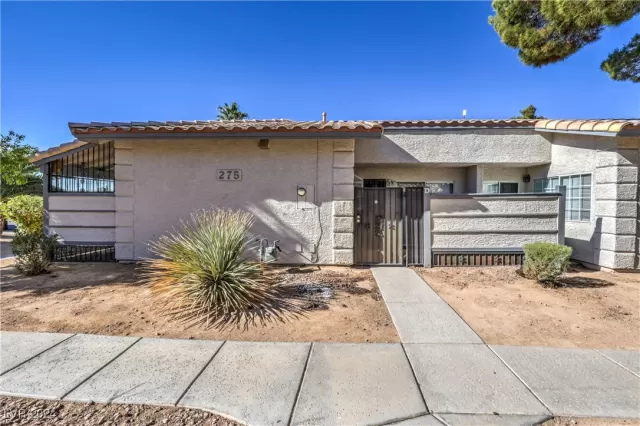 MLS: 2631892 Condo For Sale