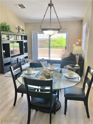 Photo #4: 2631893 Listing 