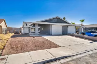 Photo #2: 2631898 Listing 