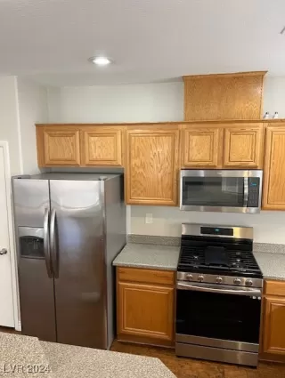 Photo #5: 2631945 Listing 