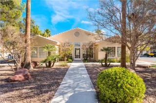 Photo #3: 2631956 Listing 