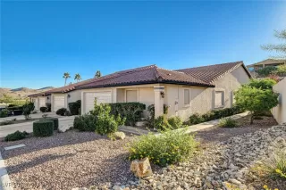 Photo #2: 2631980 Listing 