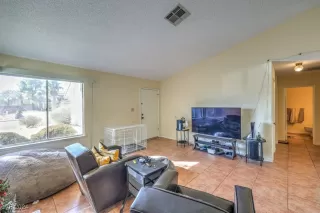 Photo #4: 2631991 Listing 