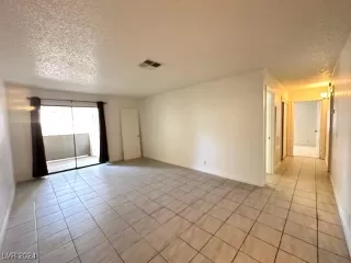 Photo #3: 2631995 Listing 