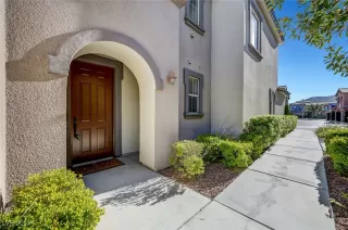 Photo #1: 2632014 Listing 