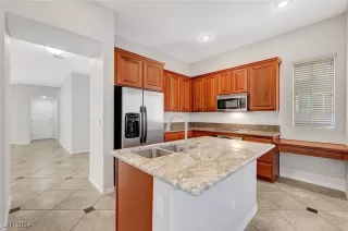 Photo #4: 2632014 Listing 