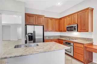 Photo #6: 2632014 Listing 