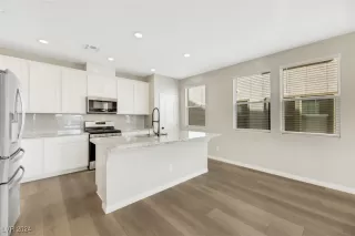 Photo #6: 2632020 Listing 