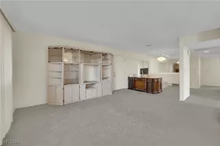 Photo #4: 2632021 Listing