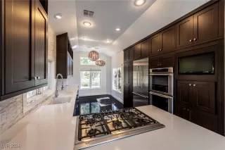 Photo #6: 2632063 Listing 