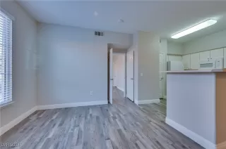 Photo #5: 2632075 Listing 