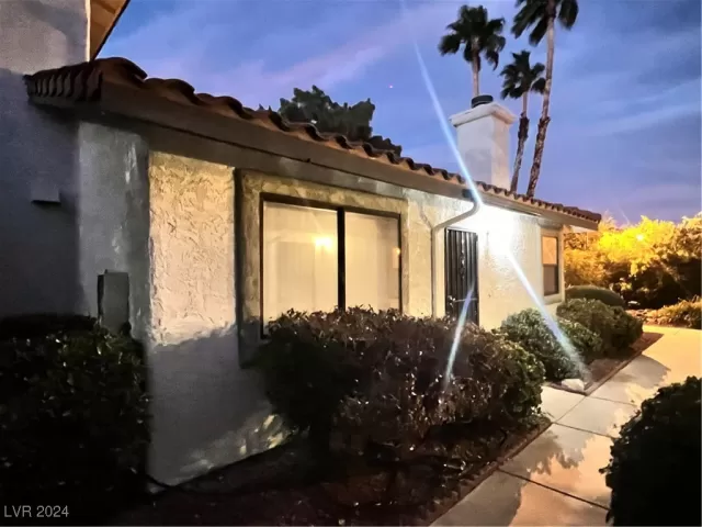 MLS: 2632083 Condo For Sale