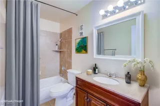 Photo #6: 2632094 Listing