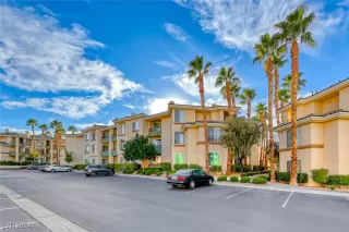 Photo #2: 2632096 Listing