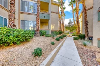 Photo #4: 2632096 Listing