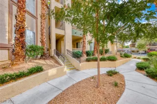 Photo #5: 2632096 Listing