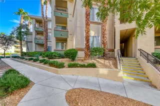 Photo #6: 2632096 Listing