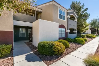 Photo #1: 2632107 Listing 