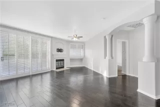 Photo #2: 2632109 Listing 