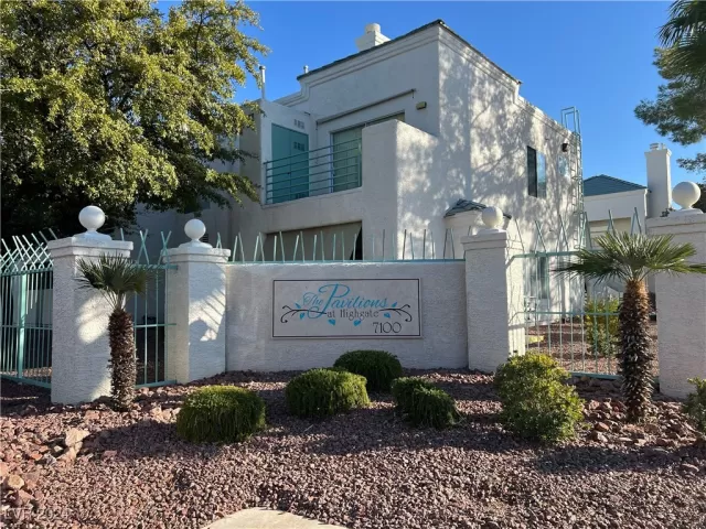 MLS: 2632118 Condo For Sale