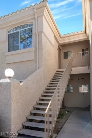 Photo #1: 2632119 Listing
