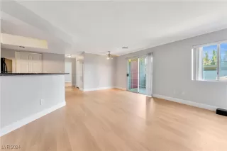 Photo #5: 2632133 Listing 