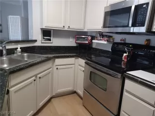 Photo #6: 2632133 Listing 