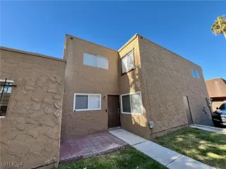 Photo #1: 2632157 Listing 