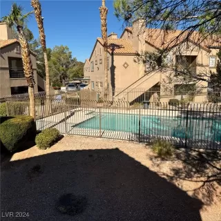 Photo #2: 2632163 Listing 