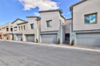 Photo #1: 2632164 Listing 