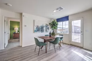 Photo #1: 2632178 Listing 