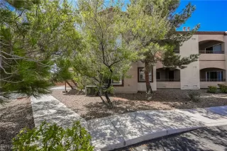 Photo #1: 2632192 Listing