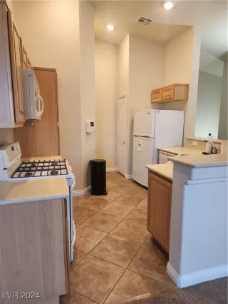 Photo #4: 2632226 Listing 