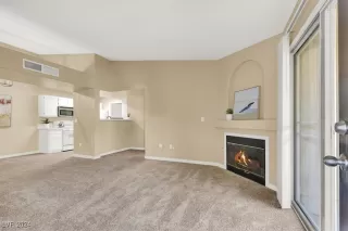 Photo #4: 2632267 Listing