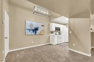 Photo #5: 2632267 Listing