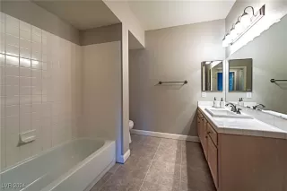 Photo #2: 2632269 Listing