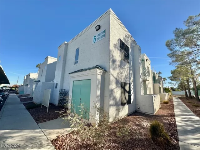 MLS: 2632287 Condo For Sale