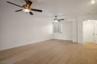 Photo #5: 2632305 Listing 