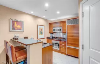 Photo #1: 2632320 Listing