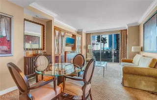 Photo #3: 2632320 Listing