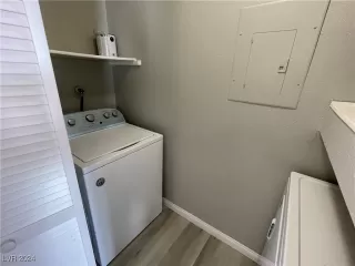 Photo #4: 2632355 Listing 