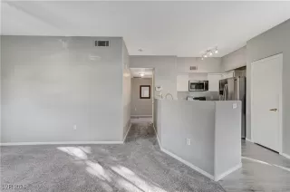 Photo #1: 2632360 Listing 