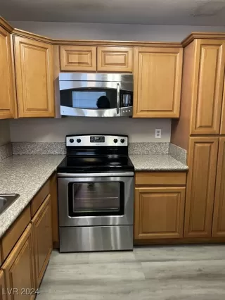 Photo #1: 2632426 Listing 