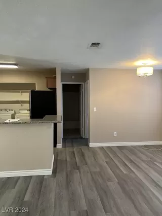 Photo #4: 2632426 Listing 