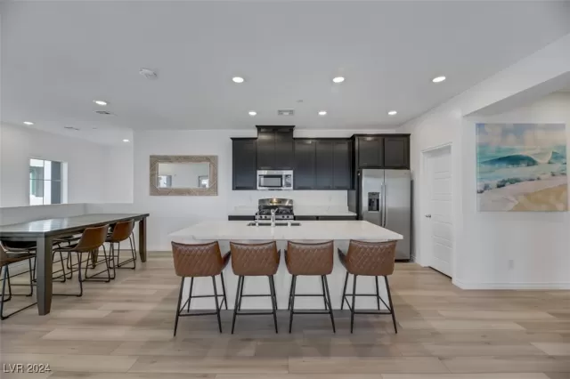MLS: 2632447 Condo For Sale