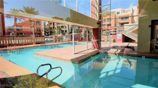 Photo #2: 2632451 Listing 