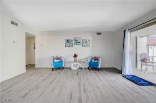 Photo #3: 2632519 Listing 